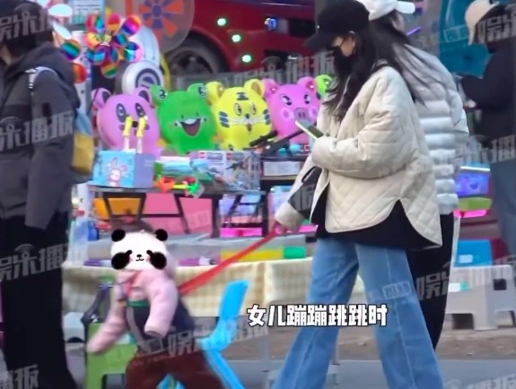 王鸥女儿都这么大了 何九华王鸥隐婚生子？